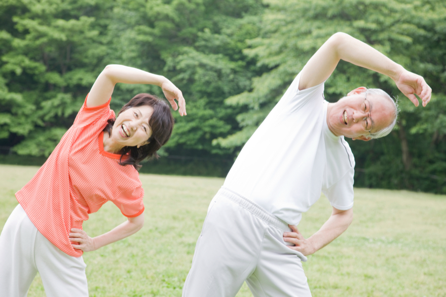 ストレッチをしている人たち